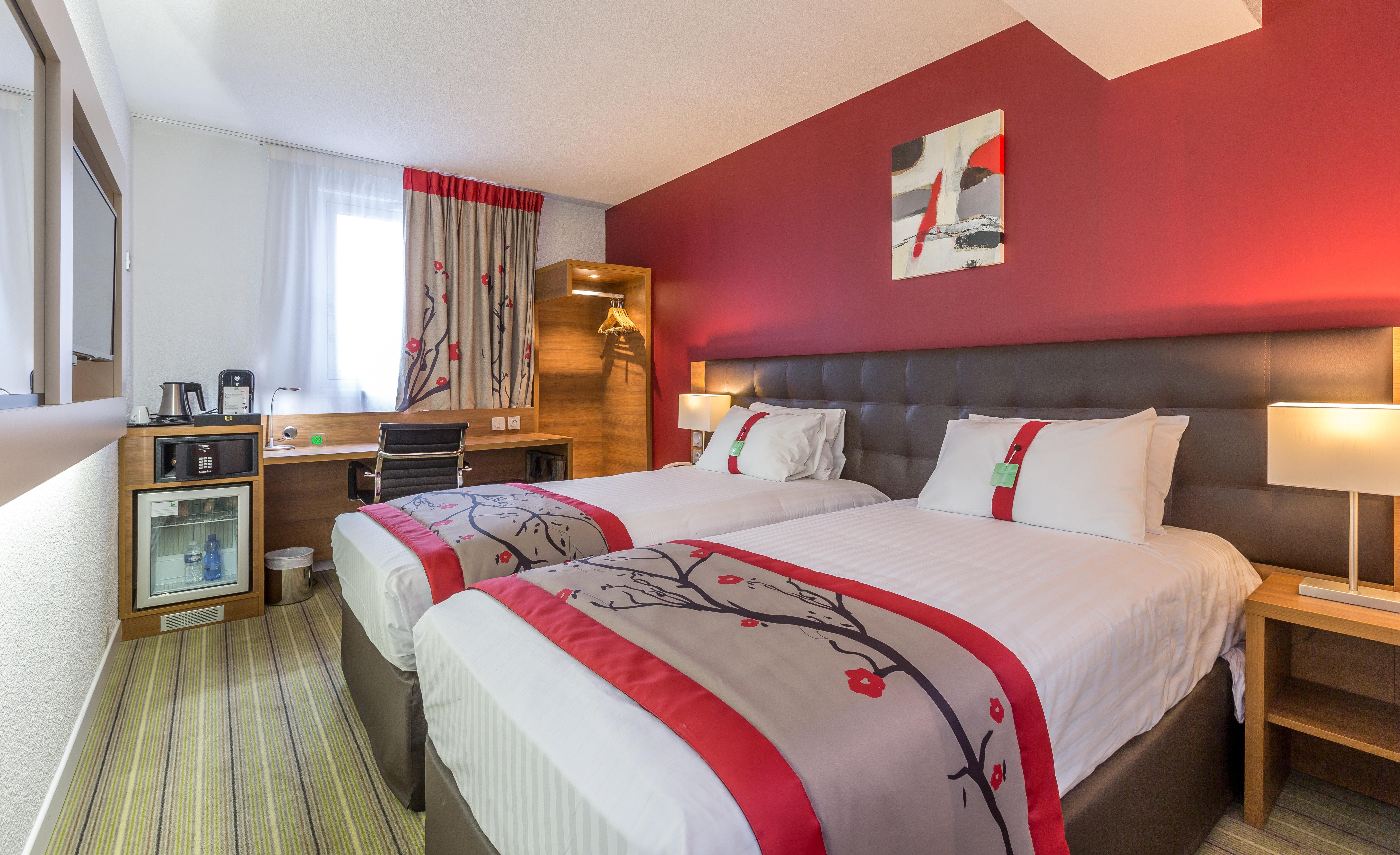 Holiday Inn Clermont Ferrand Centre By Ihg Экстерьер фото