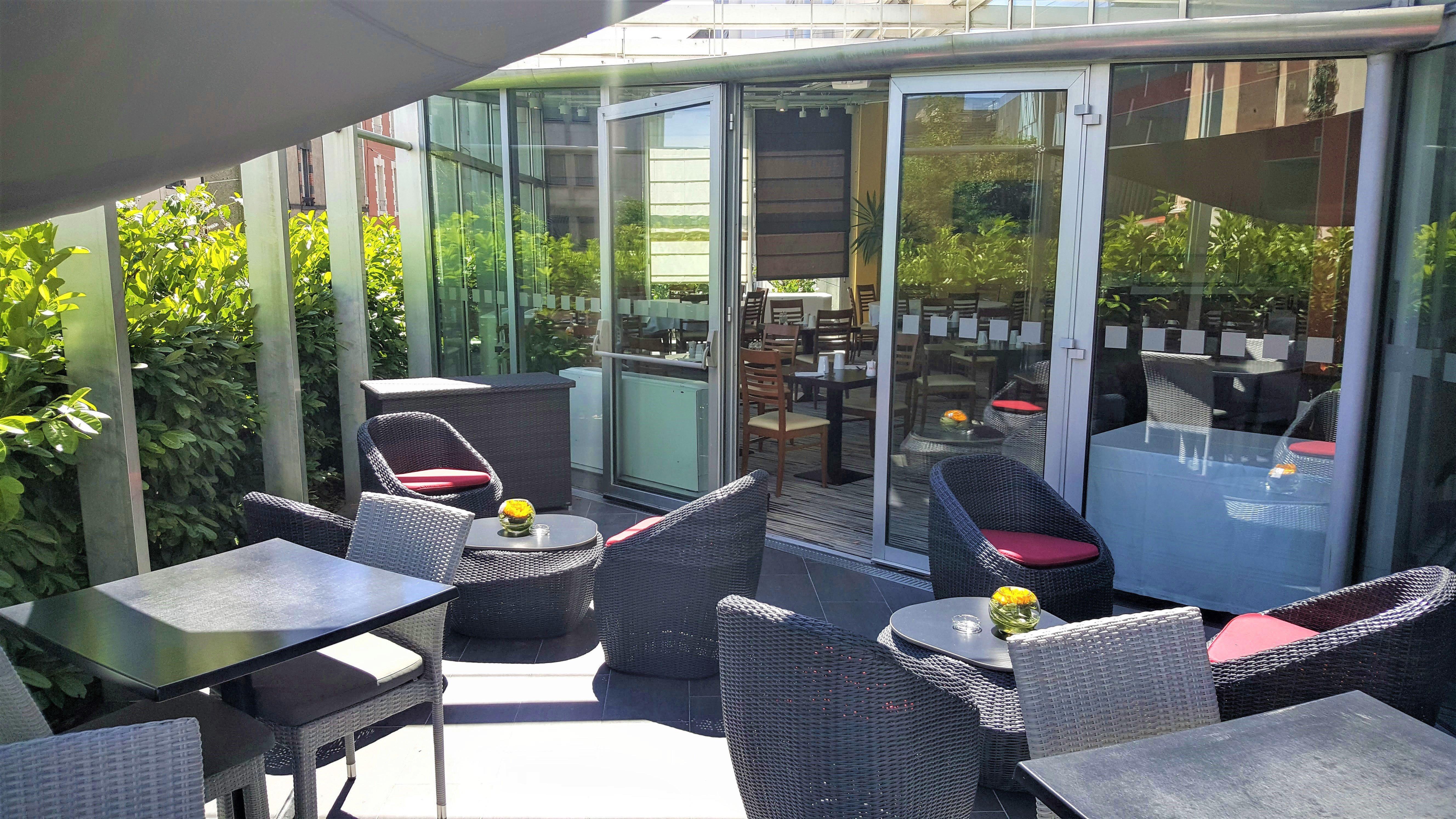 Holiday Inn Clermont Ferrand Centre By Ihg Экстерьер фото
