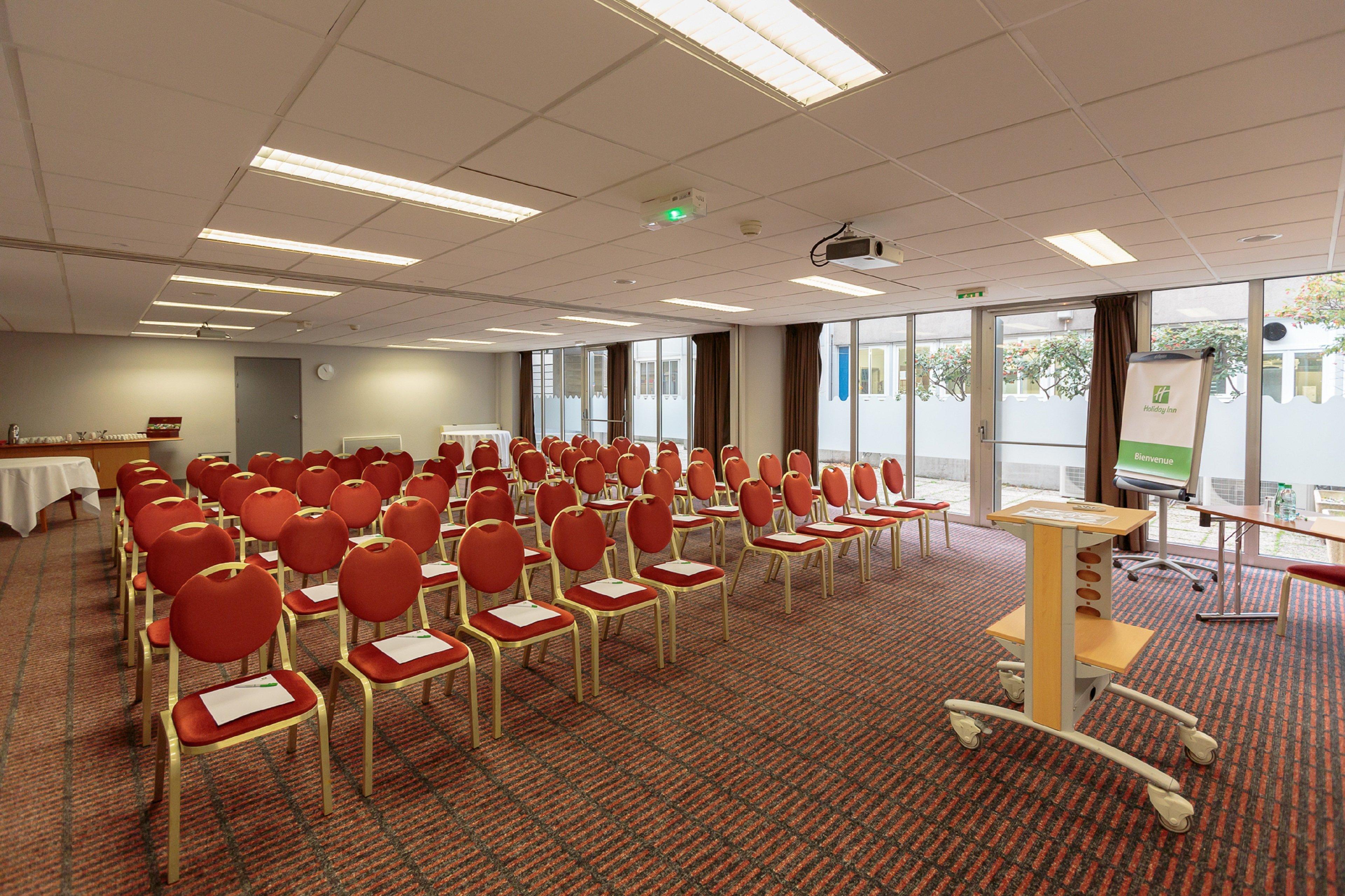 Holiday Inn Clermont Ferrand Centre By Ihg Экстерьер фото
