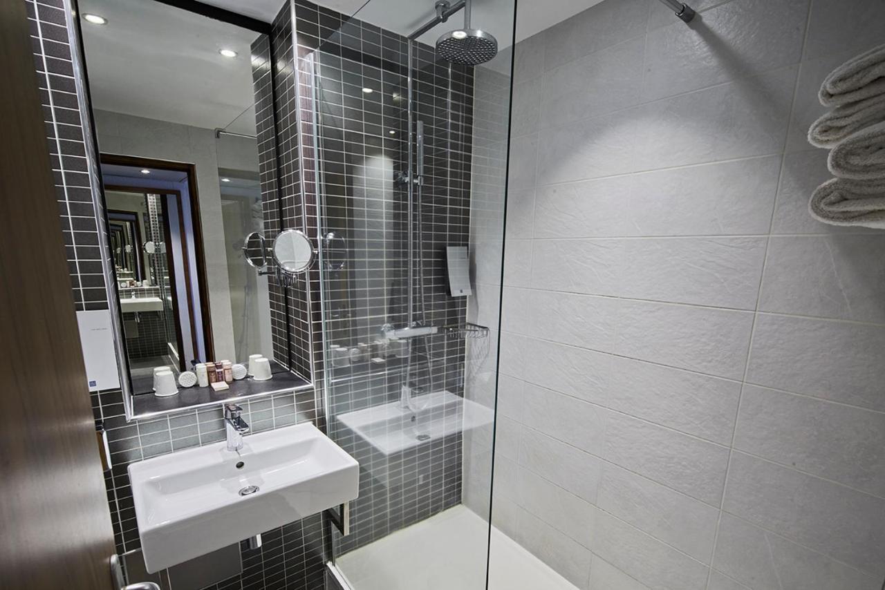 Holiday Inn Clermont Ferrand Centre By Ihg Экстерьер фото