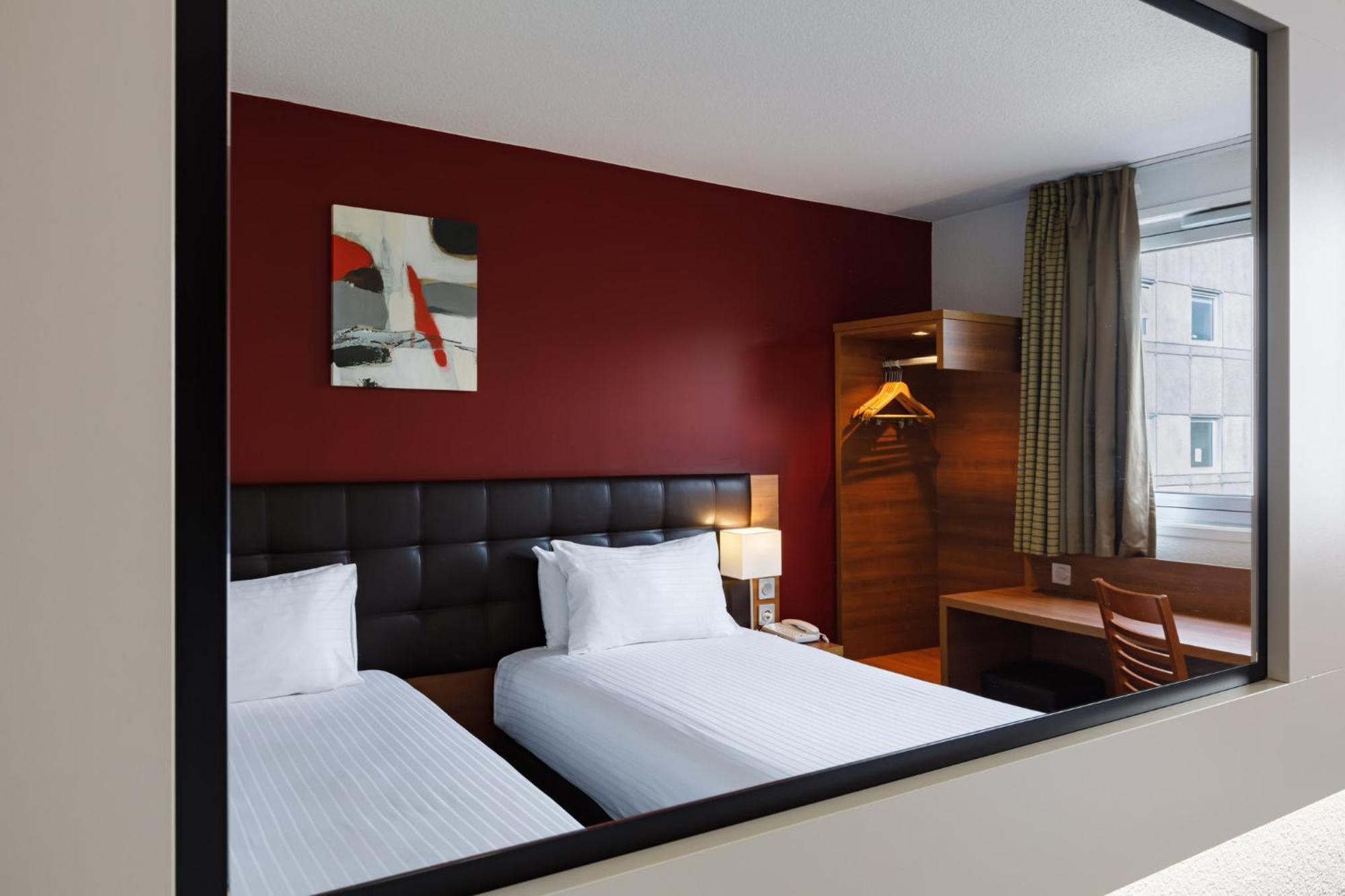 Holiday Inn Clermont Ferrand Centre By Ihg Экстерьер фото