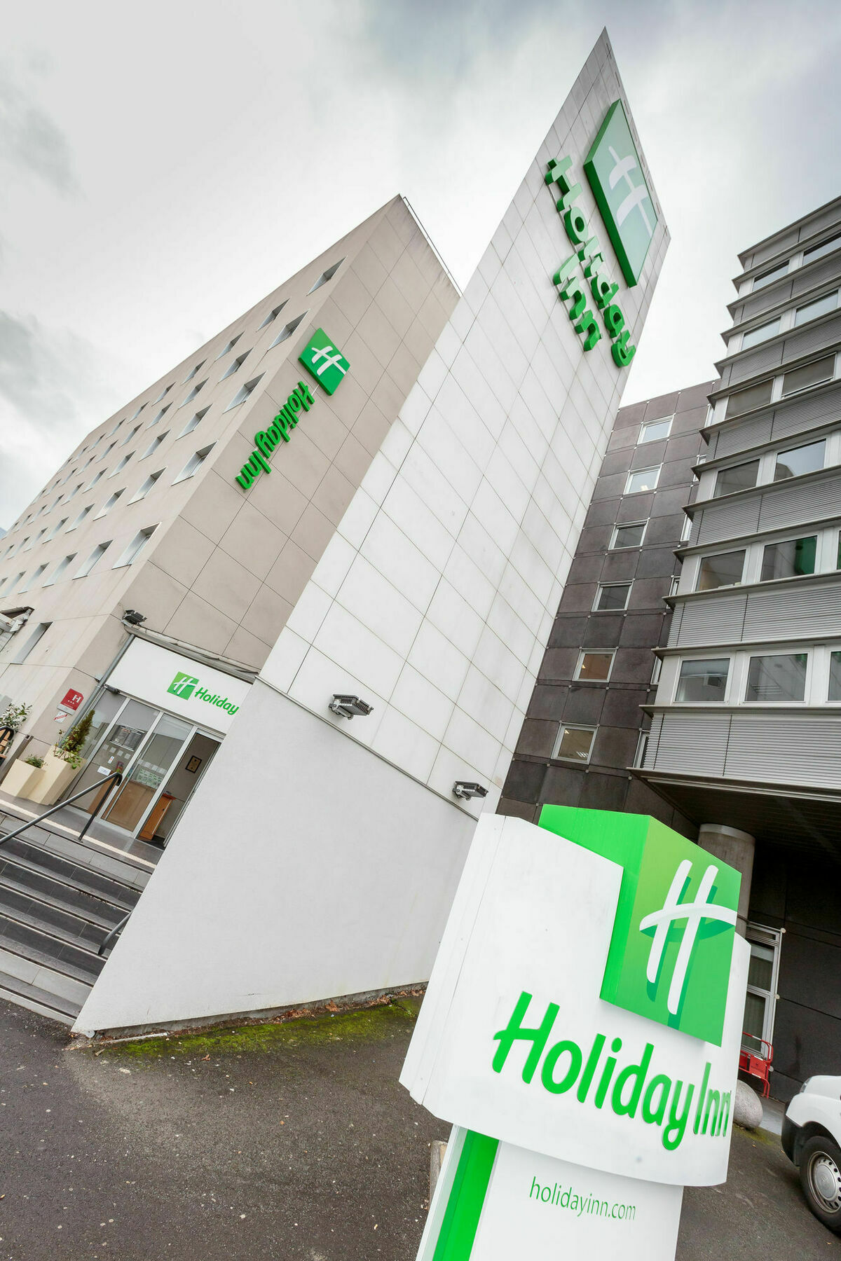 Holiday Inn Clermont Ferrand Centre By Ihg Экстерьер фото